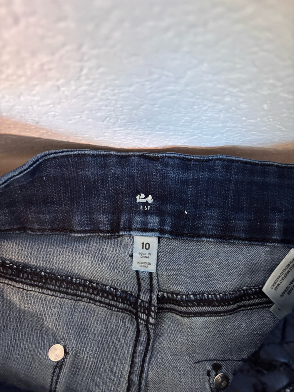 Seven7 jeans size 10 - Picture 3 of 4